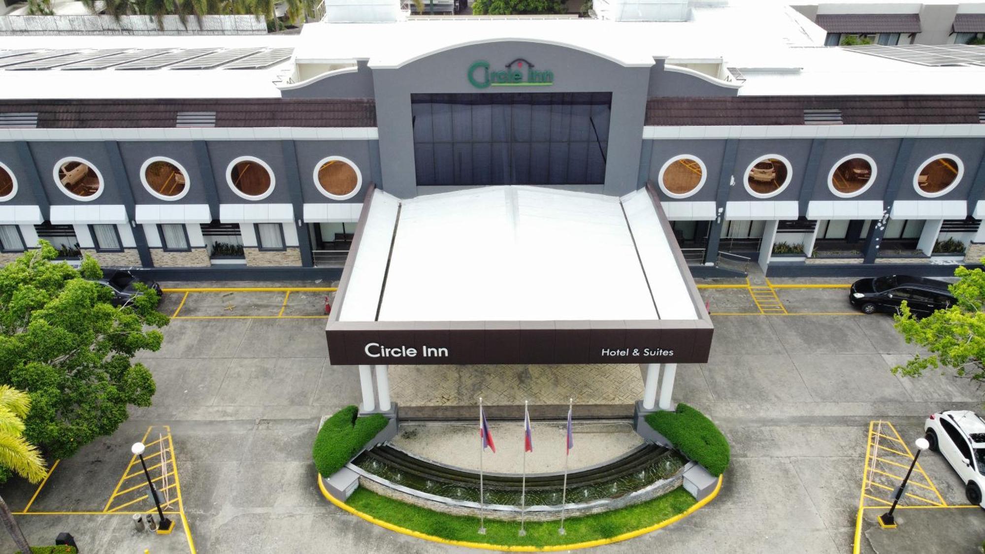 Circle Inn Hotel And Suites Bacolod Exterior photo